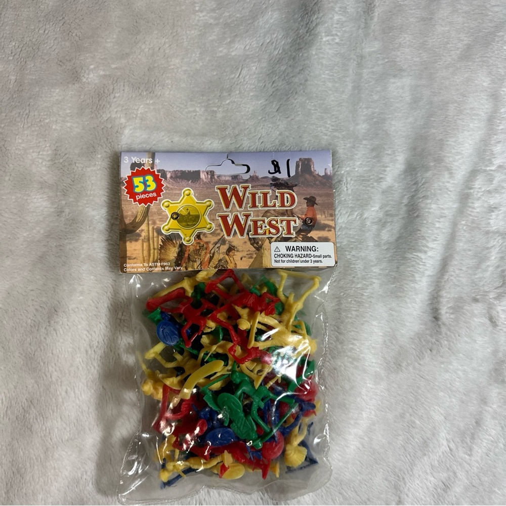 Wild West Cowboy 53 Piece Action Figures Assorted Color New In Packaging